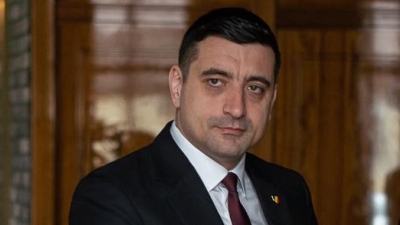 AUR DENUNTA DUBLUL STANDARD – Alianta pentru Unirea Romanilor acuza: „Sute de conturi ilegale pe retelele de socializare promoveaza candidatii sistemului la prezidentiale. In acelasi timp, BEC interzice postarile unor simple persoane neafiliate politic ca